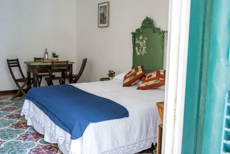 Vico De Amicis 30 Hotel Monopoli Eksteriør billede